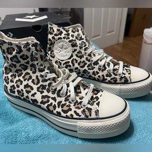 Brand new converse cheetah print platform